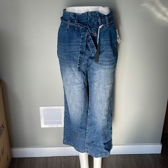 Design Lab Tinley Wash New HighRise Jeans NEW - Picture 1 of 5